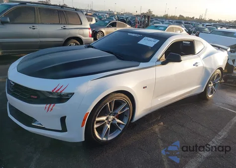 2021 Chevrolet Camaro Rwd 2Lt из США, поврежденный, VIN 1G1FD1RX1M0142523